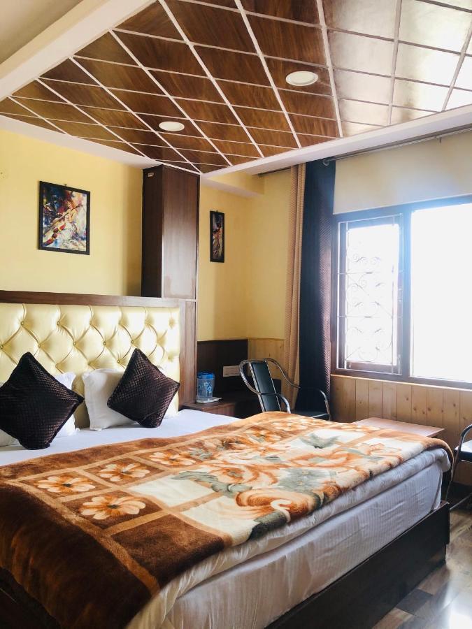 Valley Crown B&B Shimla Eksteriør bilde