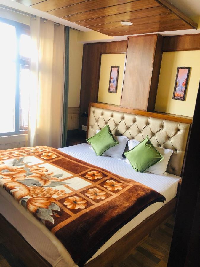 Valley Crown B&B Shimla Eksteriør bilde